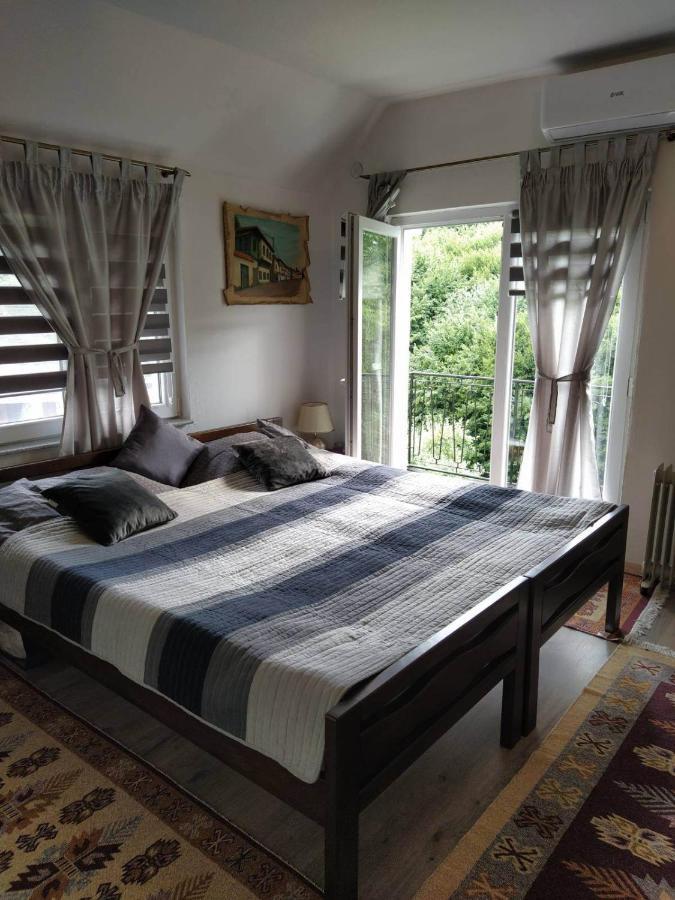 Guest House Bee Високо Экстерьер фото